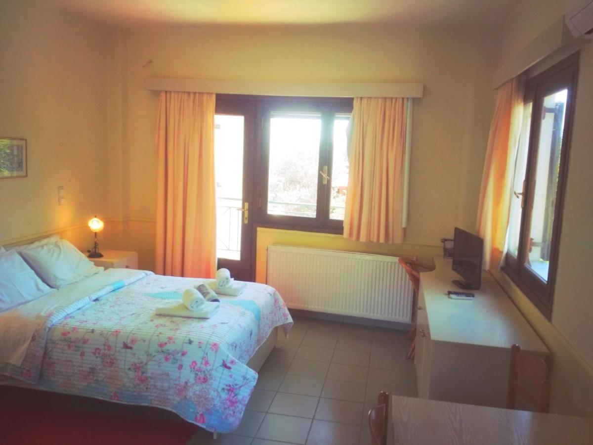 Límni Rent Rooms Alexiou מראה חיצוני תמונה